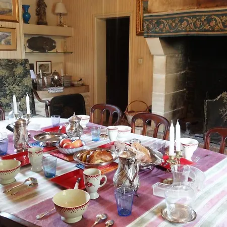 Le Logis Du Marais Guest house 4*