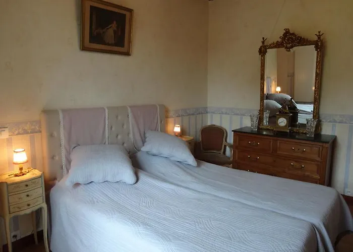 בית הארחה Le Logis Du Marais 4*